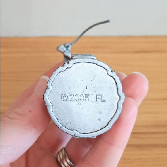 2005 Star Wars Saga Edition Chess Obi Wan Kenobi Silver Replacement Figure - Picture 3 of 4